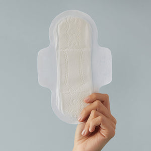 Pack Primera Menstruación sin tóxicos + libro en colaboración con la Dra. Stefanie Redón